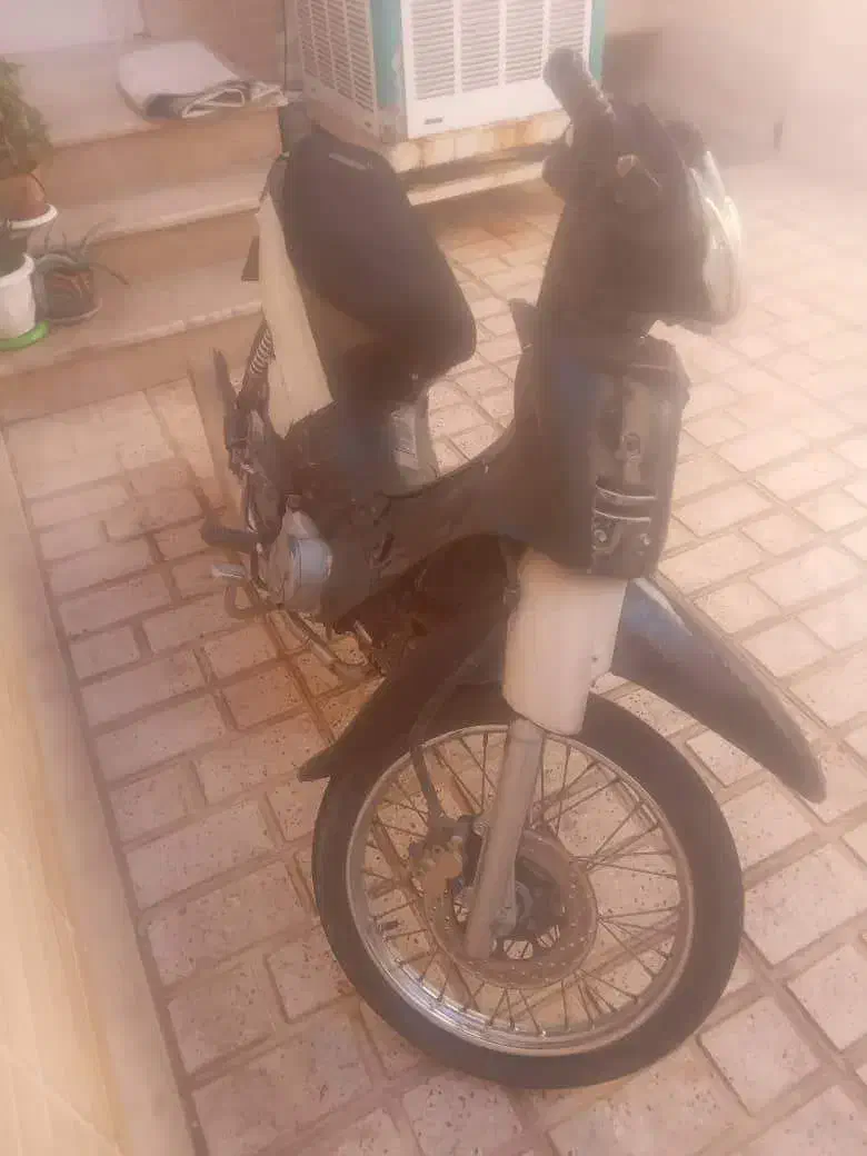 نقدی|موتورسیکلت|کاشان, کلنگه|دیوار