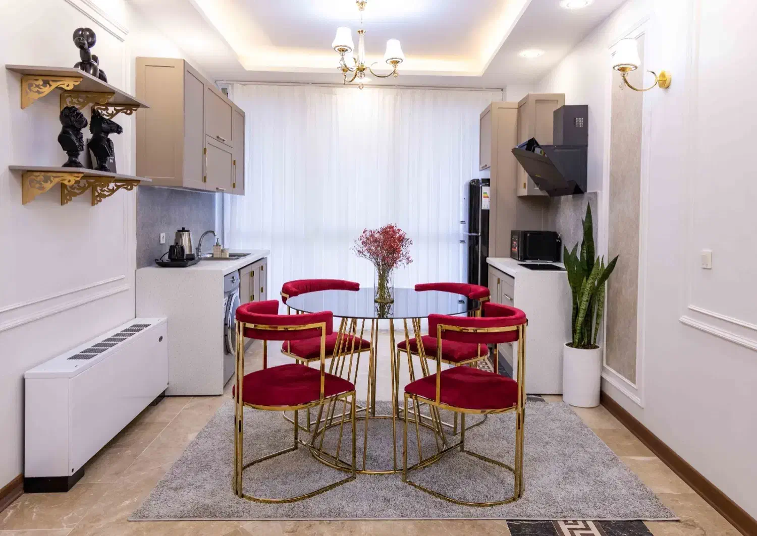 استخدام خانه دار (نظافت منزل)|استخدام سرایداری و نظافت|تهران, شاهین|دیوار