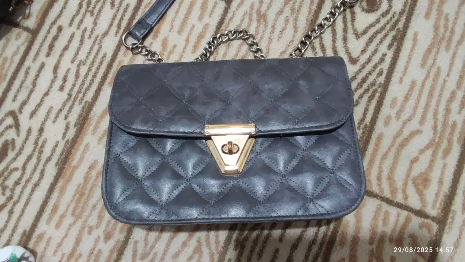 کیف در حد نو|کیف، کفش، کمربند|شادگان, |دیوار