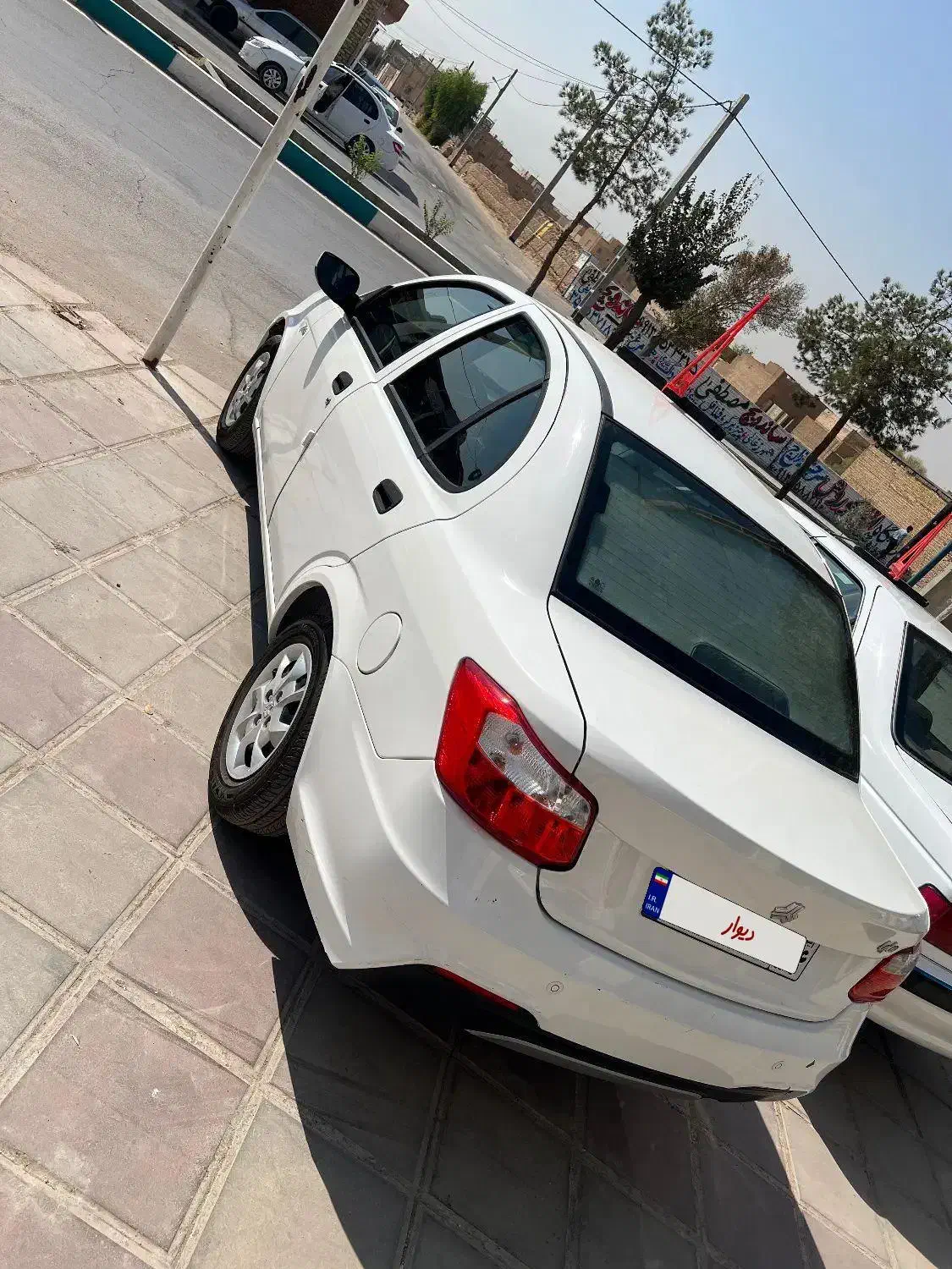 خودرو ساینا مدل۱۴۰۱|خودرو سواری و وانت|یزد, |دیوار