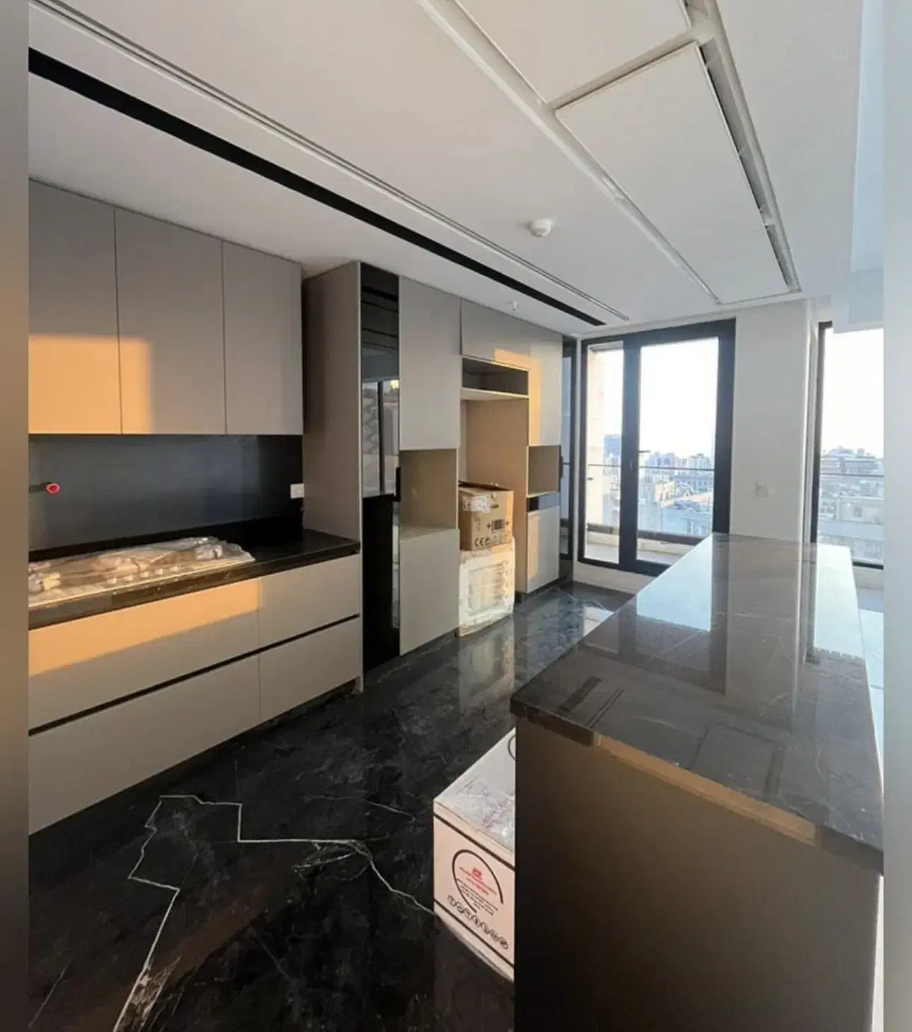 ۱۰۰متر/کلید نخورده/۲۷۰درجه ویو/غرق نور/شهرک هما|فروش آپارتمان|تهران, شهرک هما|دیوار