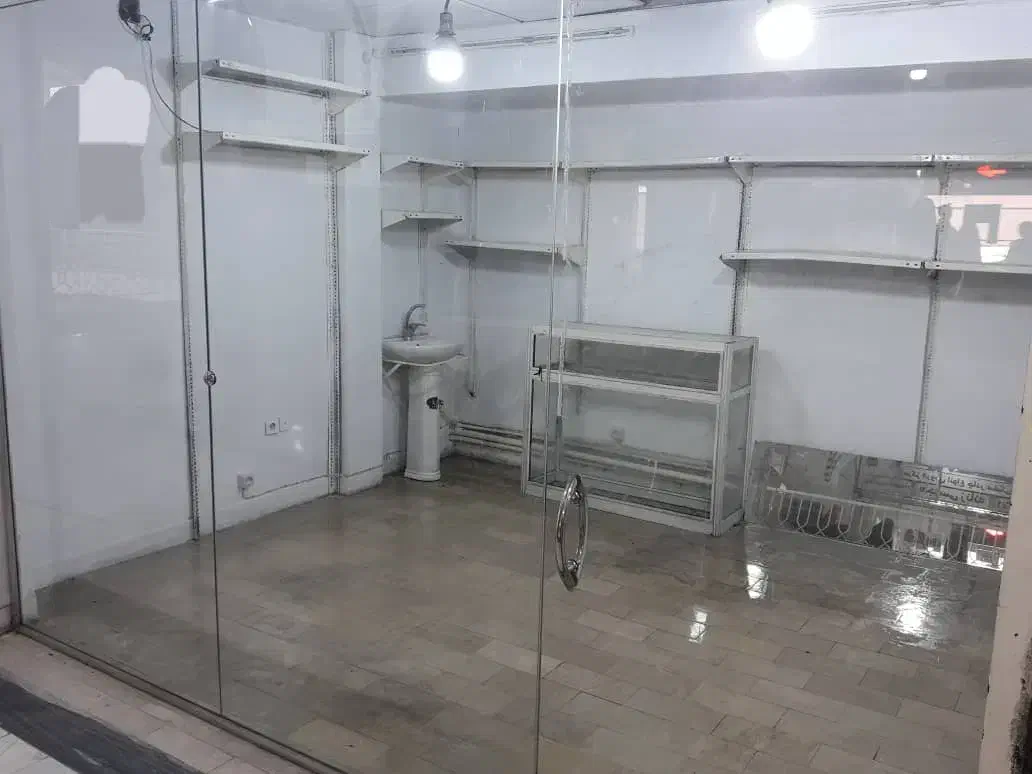 مغازه 13متری|اجارهٔ مغازه و غرفه|ری, سرتخت|دیوار