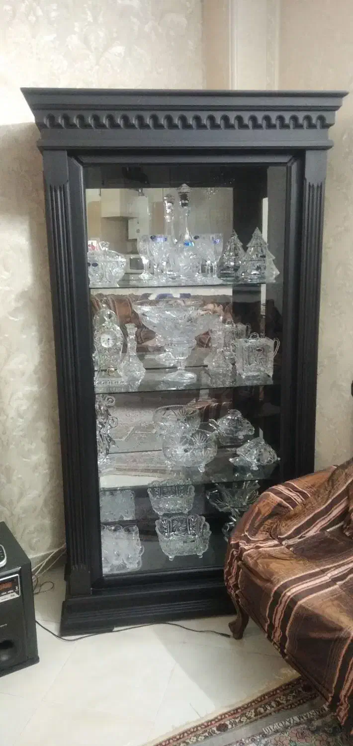 بوفه و ویترین چوبی|بوفه، ویترین، کنسول|اندیشه, شهرک مریم|دیوار