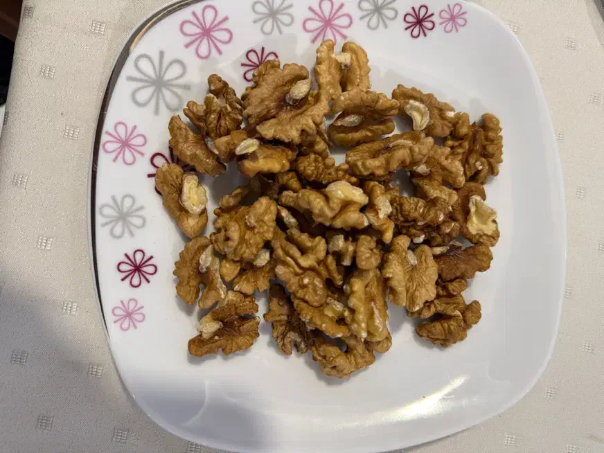 مغز گردوی تازه امساله ایرانی و روغنی|خوردنی و آشامیدنی|تهران, شهرک هما|دیوار