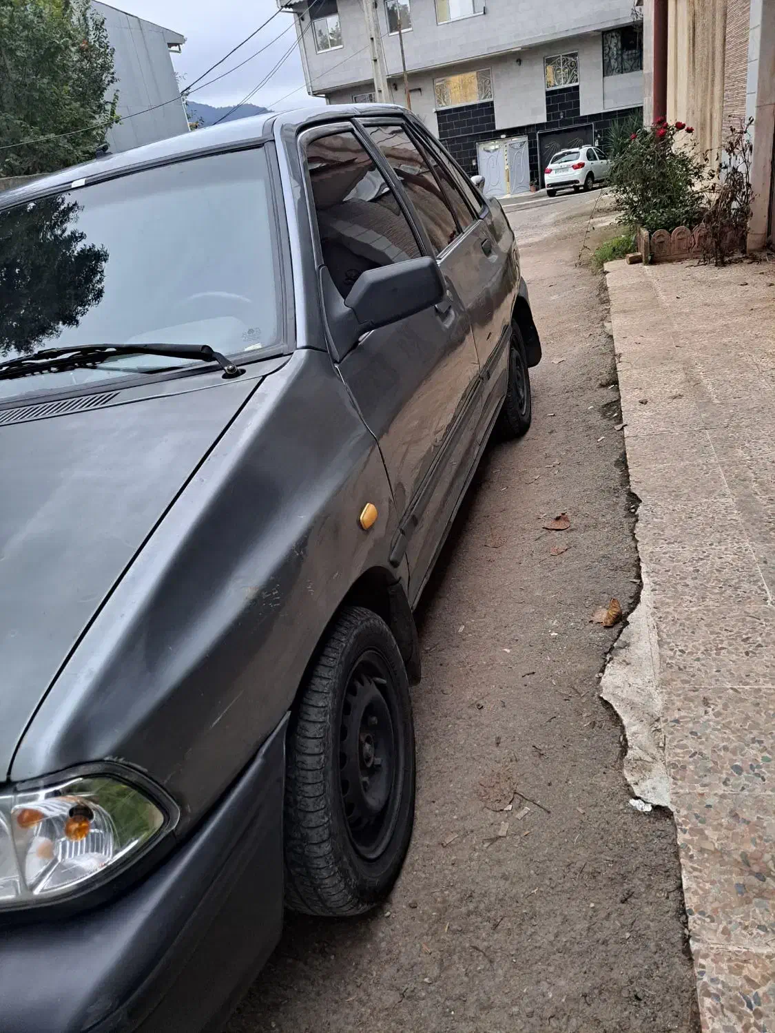 خودرو پراید صندوقدار بنزینی ۸۸نوک مدادی|خودرو سواری و وانت|لاهیجان, بوجایه|دیوار