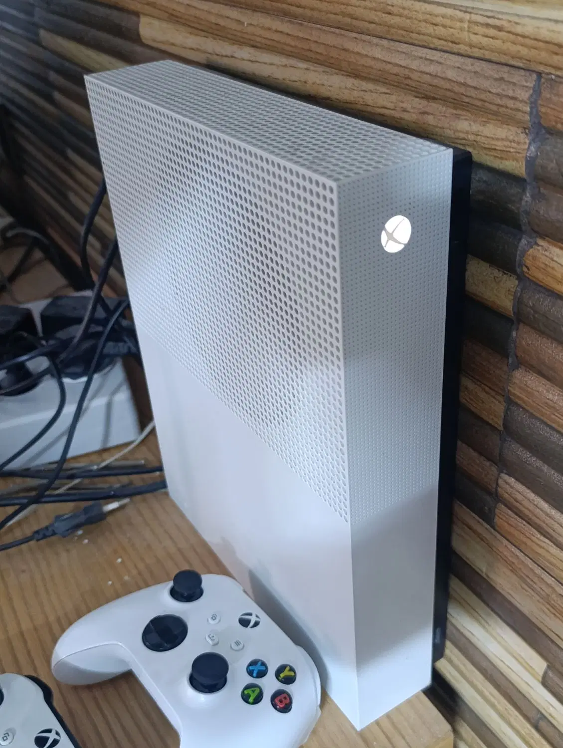 Xbox one s|کنسول، بازی ویدئویی و آنلاین|کرج, اخترآباد|دیوار