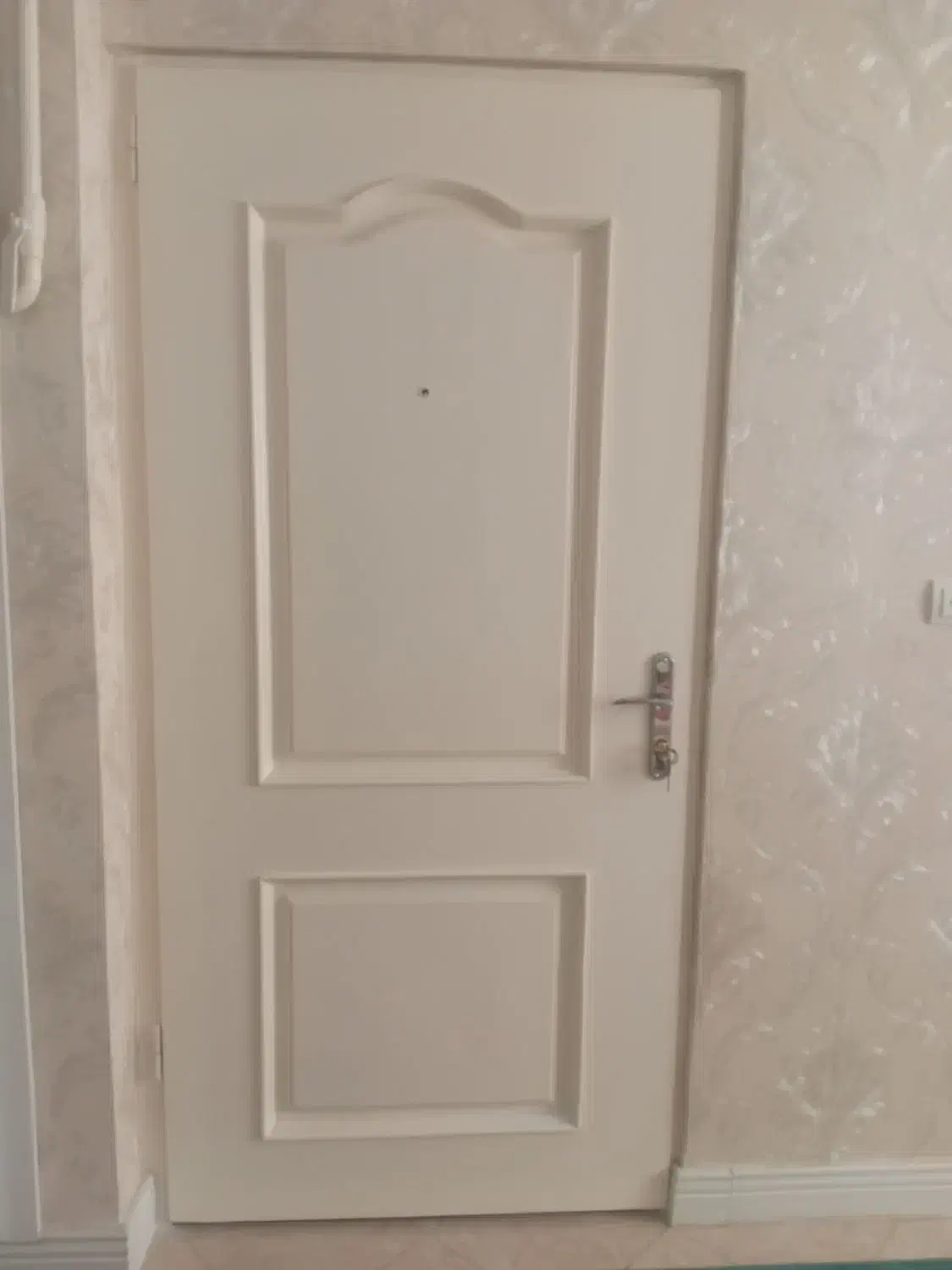 درب چوبی|مصالح و تجهیزات ساختمان|همدان, |دیوار