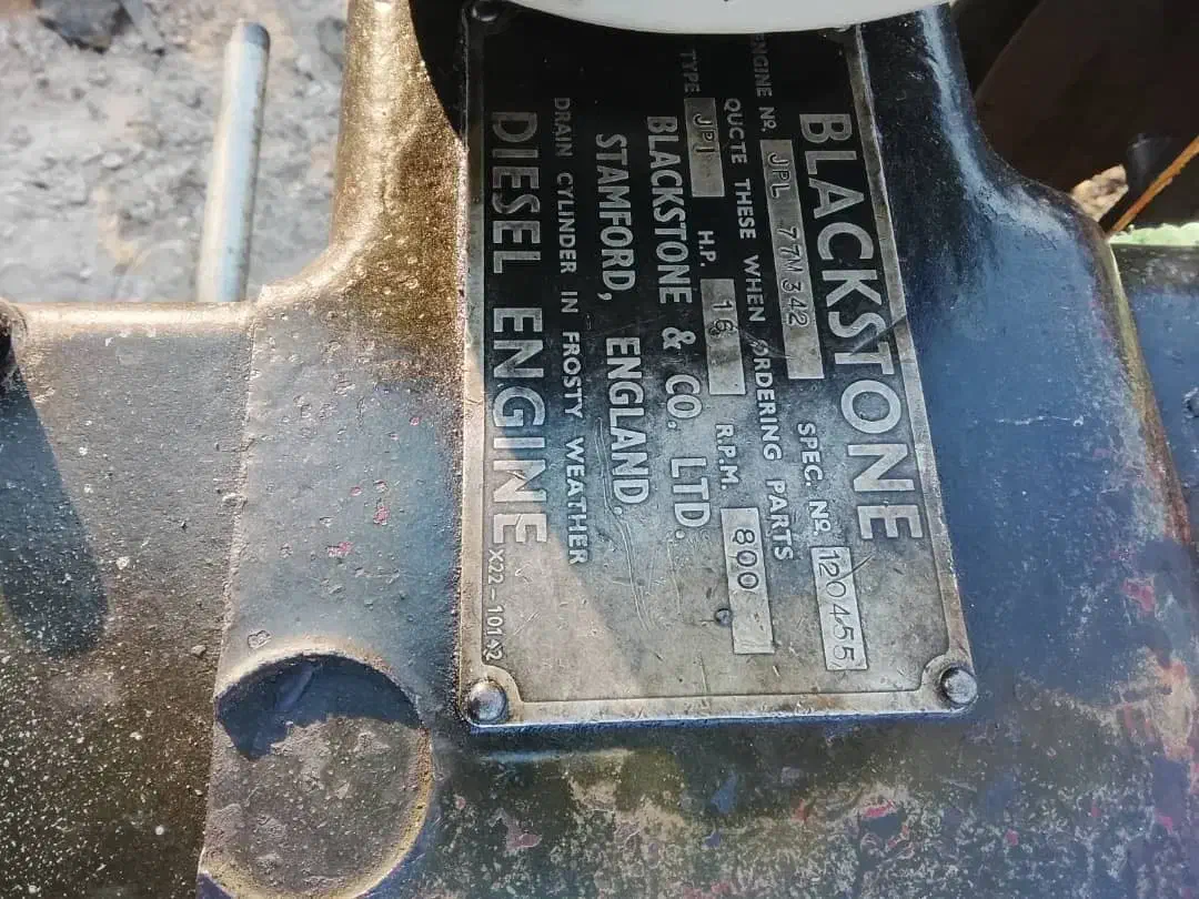 پلاکستان ۱۶|ماشین‌آلات صنعتی|وراوی, |دیوار