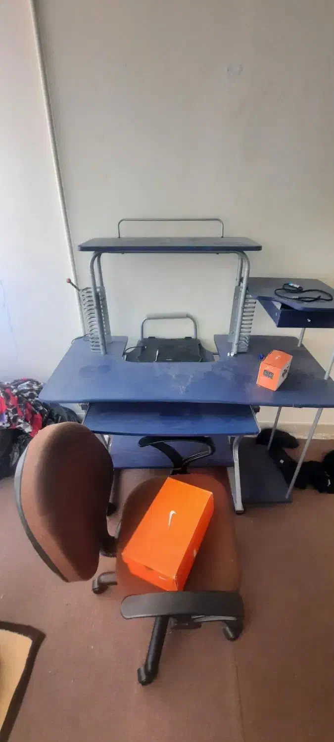 میز و صندلی کامپیوتر|میز تحریر و کامپیوتر|اردبیل, |دیوار