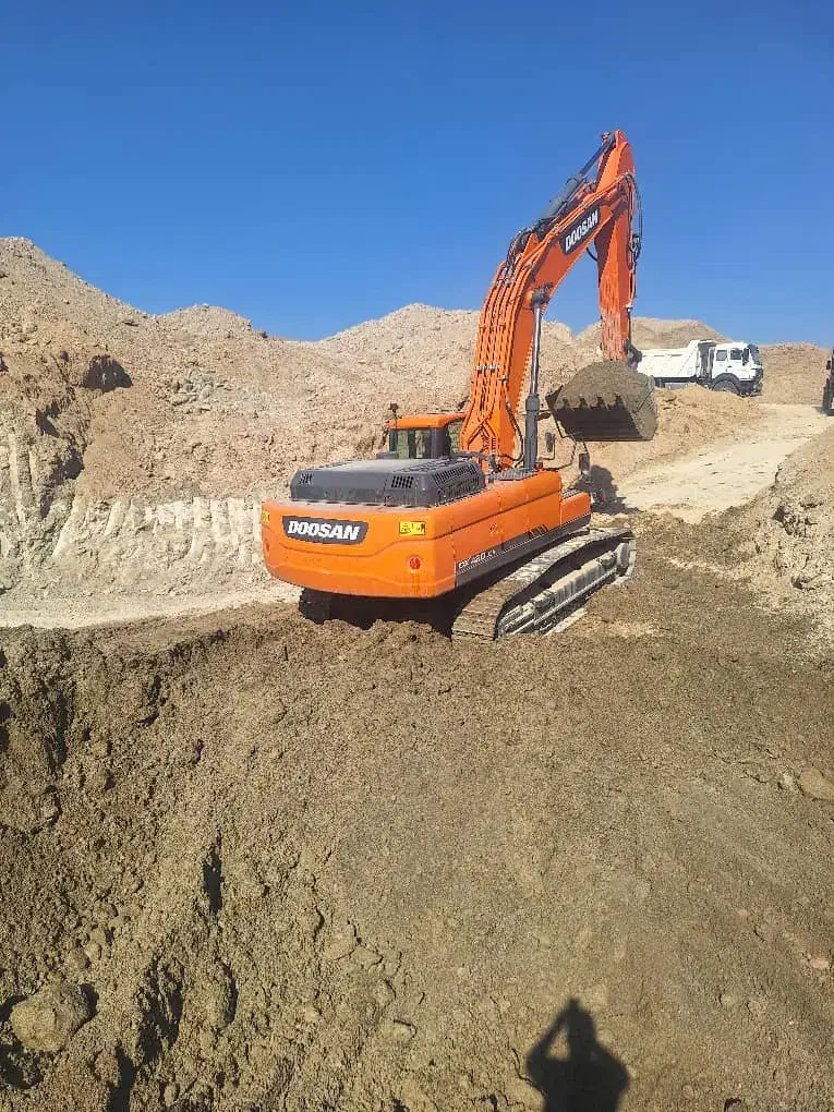 بیل دوسان ۴۲۰|خودرو سنگین|اصفهان, شهرک گل نرگس|دیوار