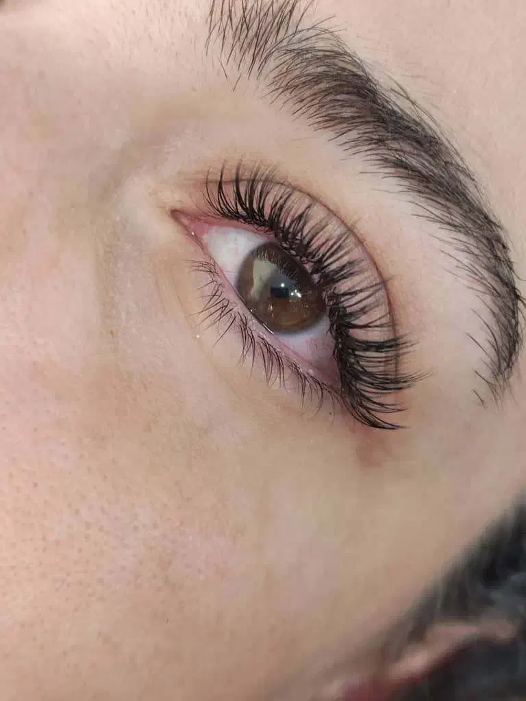 اکستنشن و لیفت مژه و ابرو|خدمات آرایشگری و زیبایی|تهران, شهران شمالی|دیوار