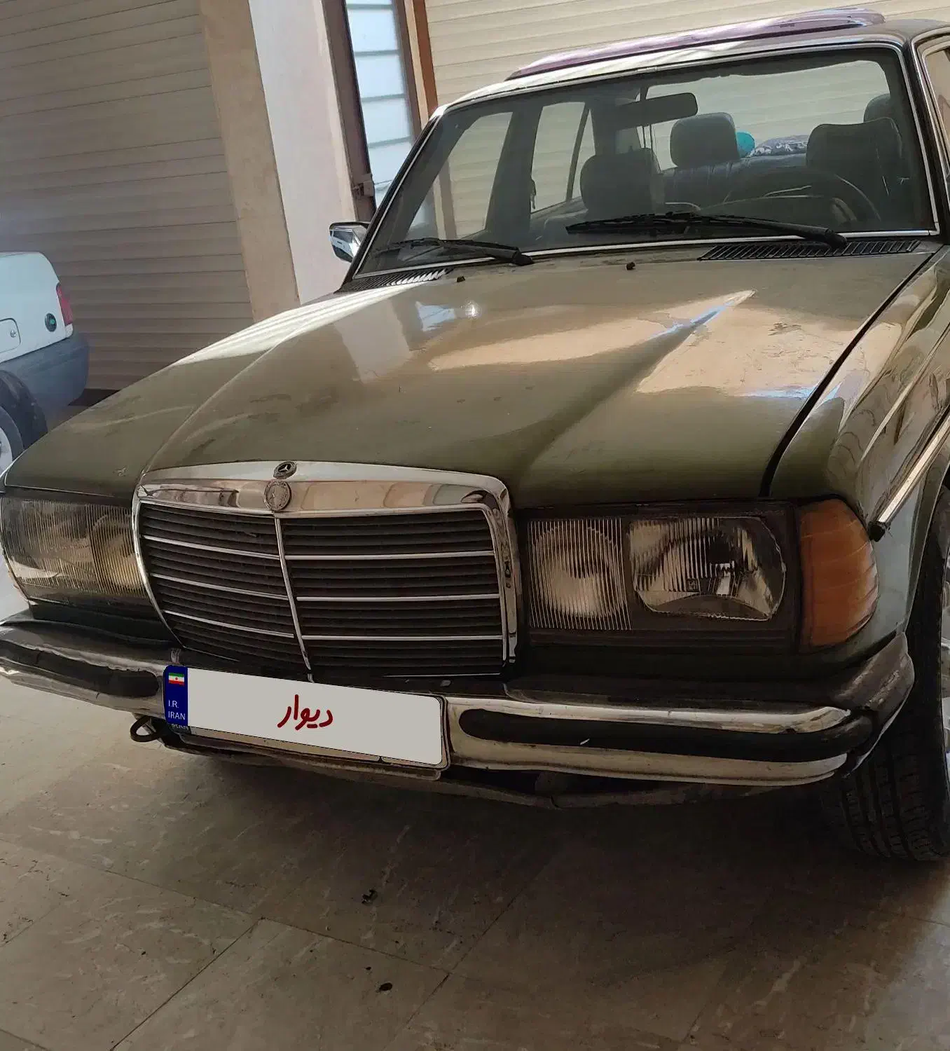 بنز ۲۰۰ دانشجویی مدل ۱۹۸۰|خودرو سواری و وانت|قم, باغ کرباسی|دیوار