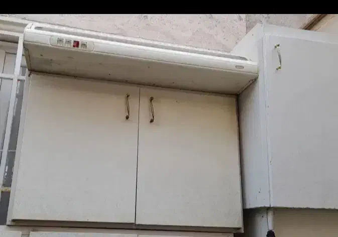 تعدادی کابینت وبه اضافه هود وسینگ ظرفشویی|آبچکان و نظمدهنده ظروف|ورامین, ورامین|دیوار