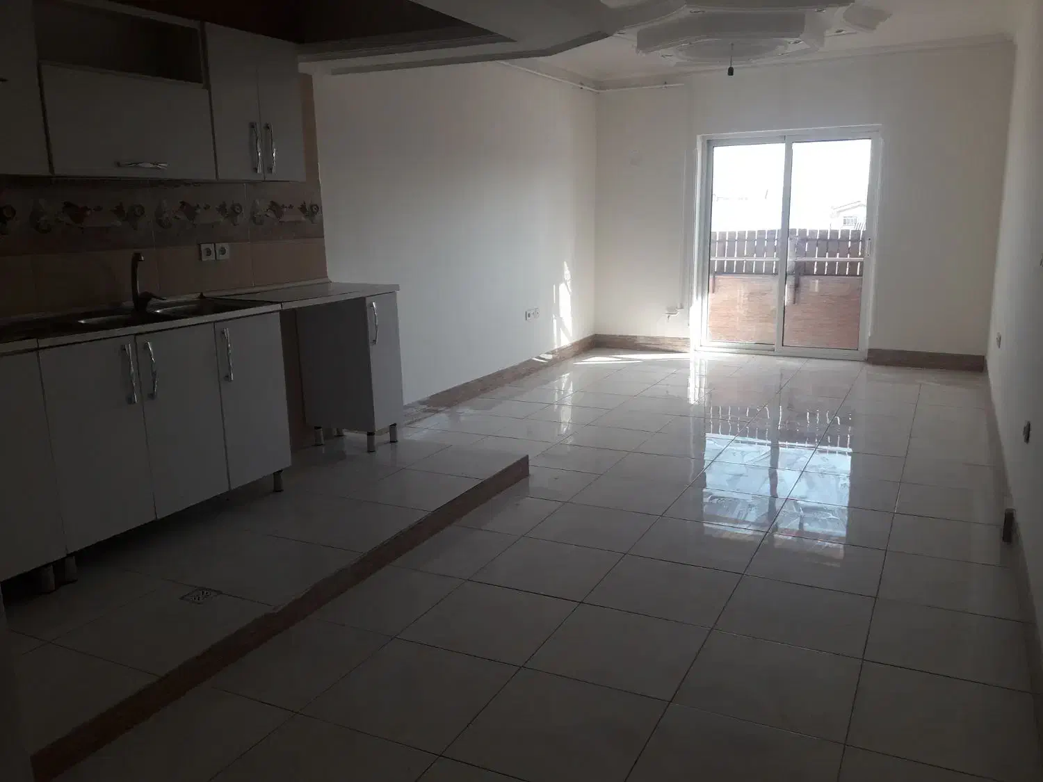 اجاره سالن ارایش ،دفتر فنی، مطب دکتر وغیره|اجارهٔ دفتر کار، اتاق اداری، مطب|ساری, |دیوار