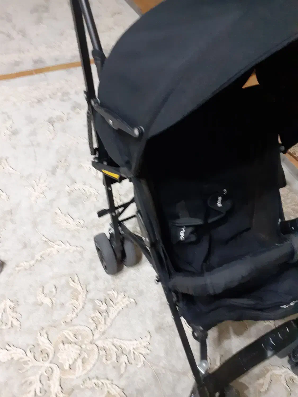 کالسکه عصایی خیلی کم استفاده شده|کالسکه و لوازم جانبی|ری, شهادت|دیوار