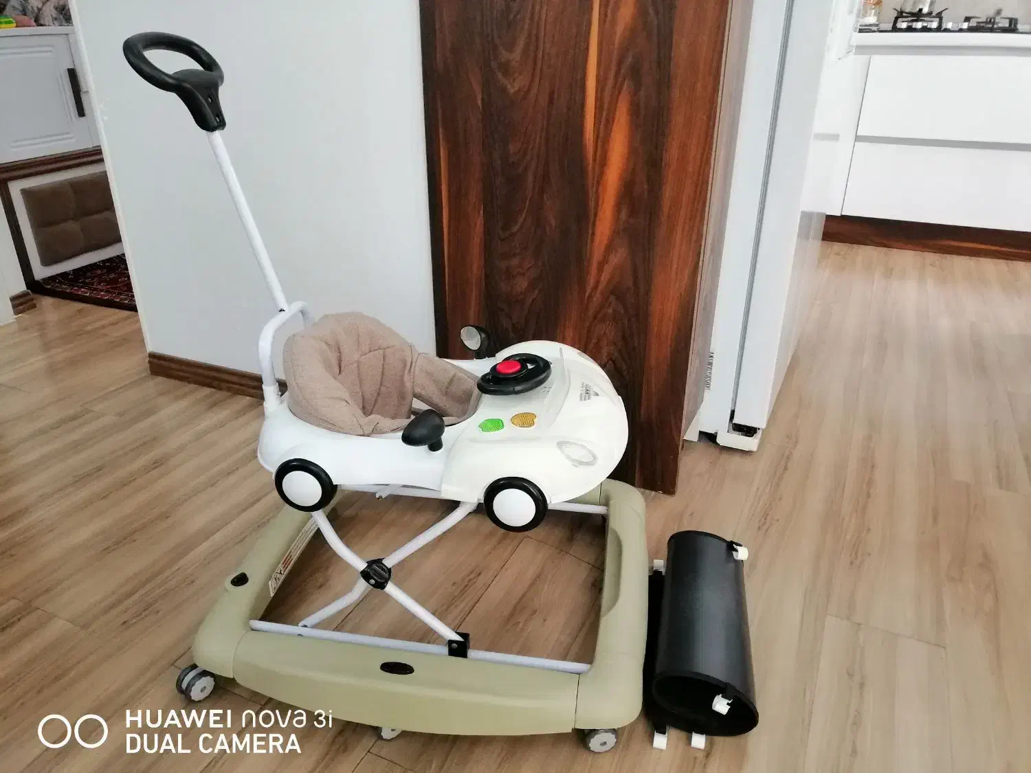 روروک روما دلیجان|اسباب و اثاث بچه|لواسان, |دیوار