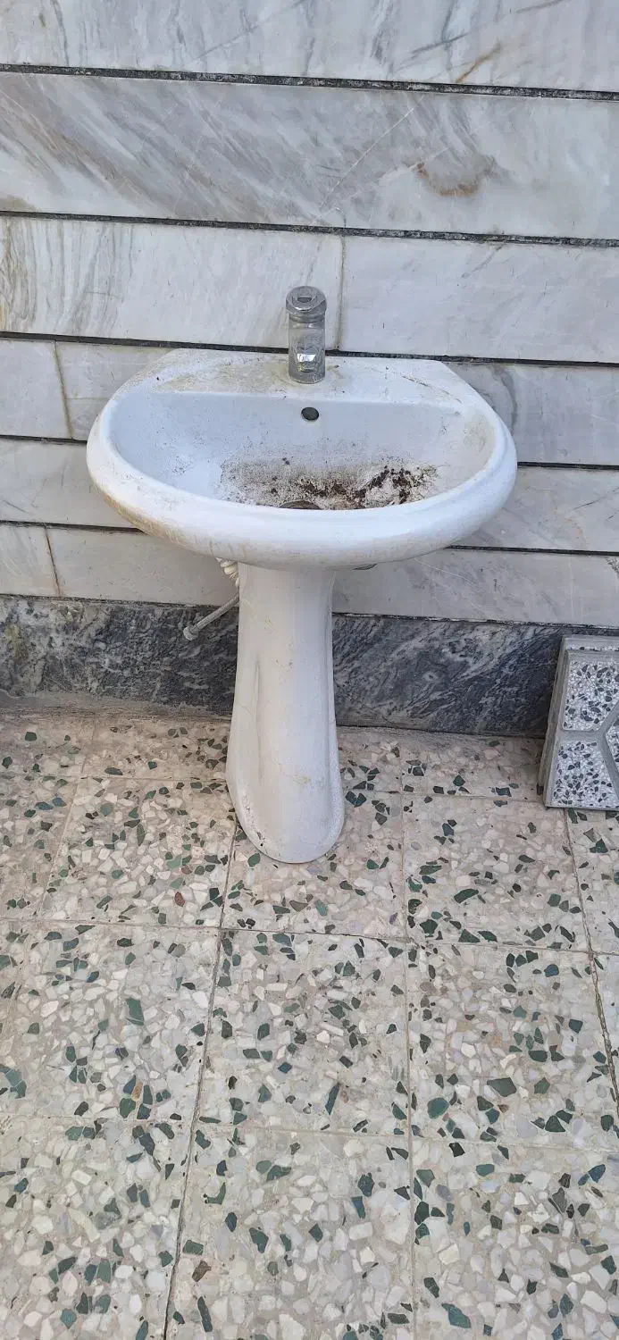 روشویی جمع و جور|لوازم سرویس بهداشتی|بروجرد, |دیوار