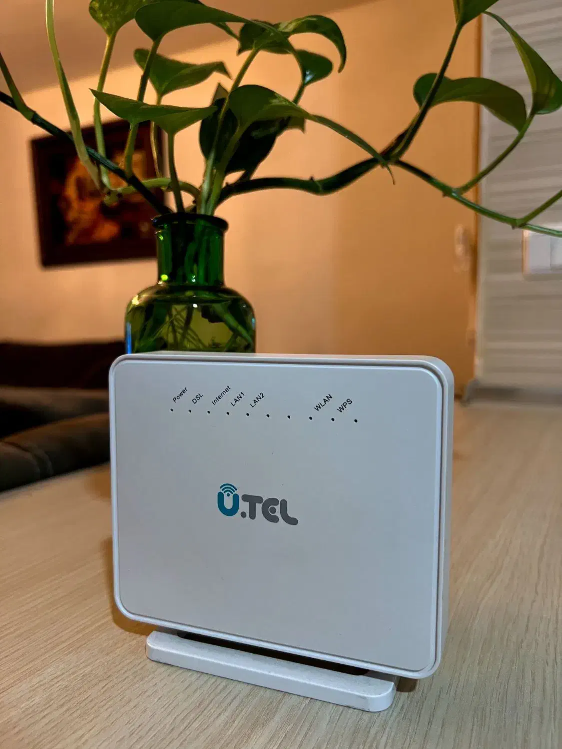 مودم یوتل V301 در حد نو واقعی|مودم و تجهیزات شبکه|صفادشت, |دیوار