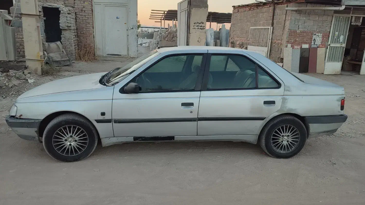 پژو ۴۰۵ مدل ۸۴|خودرو سواری و وانت|کرمان, |دیوار