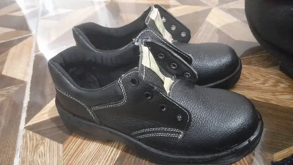 کفش ایمنی سایز ۴۱|کیف، کفش، کمربند|خرم‌آباد, |دیوار