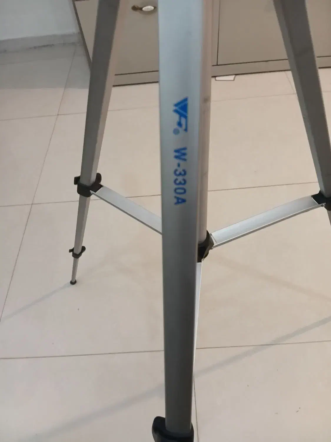 سه پایه عکاسی و فیلم برداری w330a|دوربین عکاسی و فیلمبرداری|تهران, شهرک مخابرات|دیوار