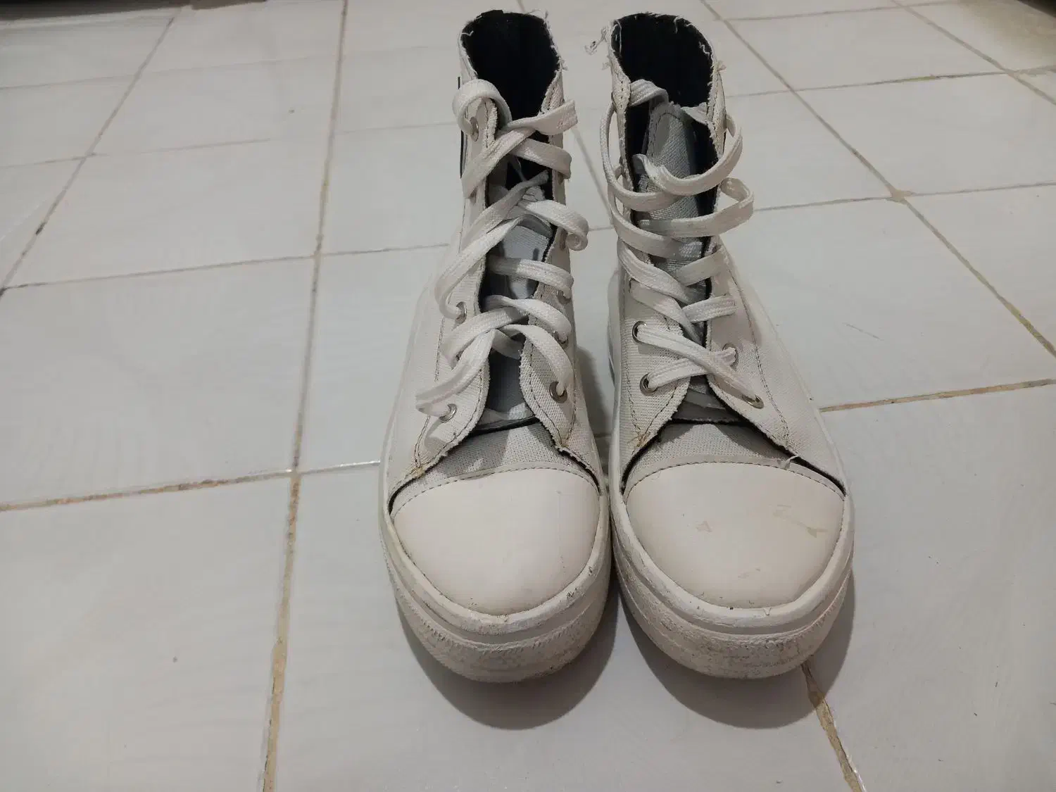 نیم بوت|کیف، کفش، کمربند|بروجرد, |دیوار