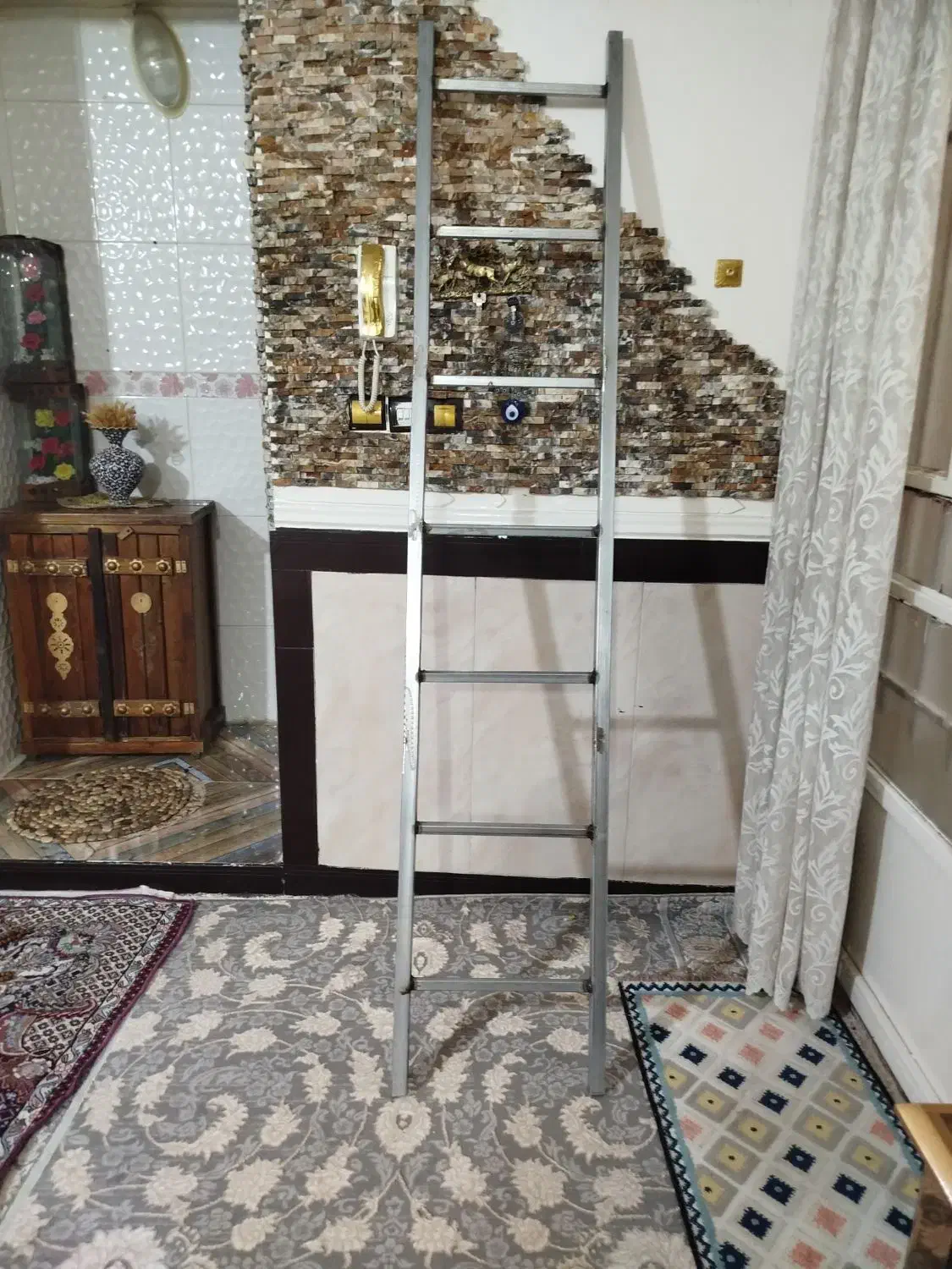 نردبان|ابزارآلات|بروجرد, |دیوار