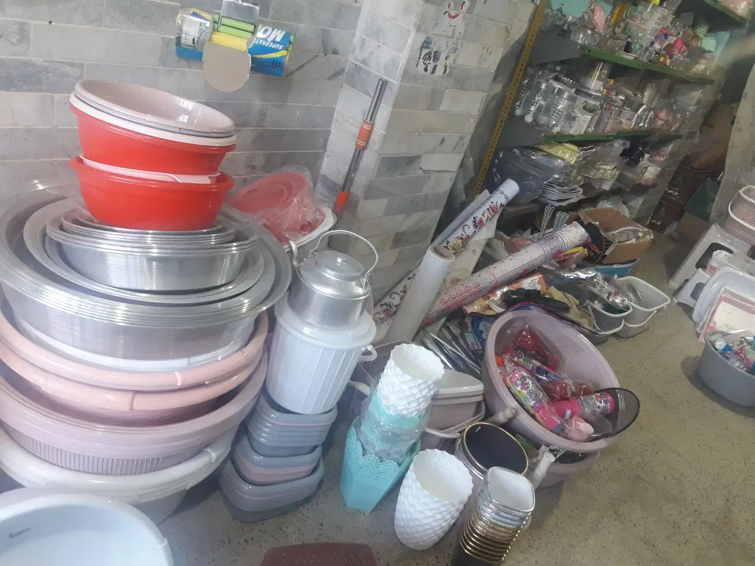 فروش وسایل پلاستیک فروشی زیر قیمت فاکتور|فروشگاه و مغازه|بلبان آباد, |دیوار