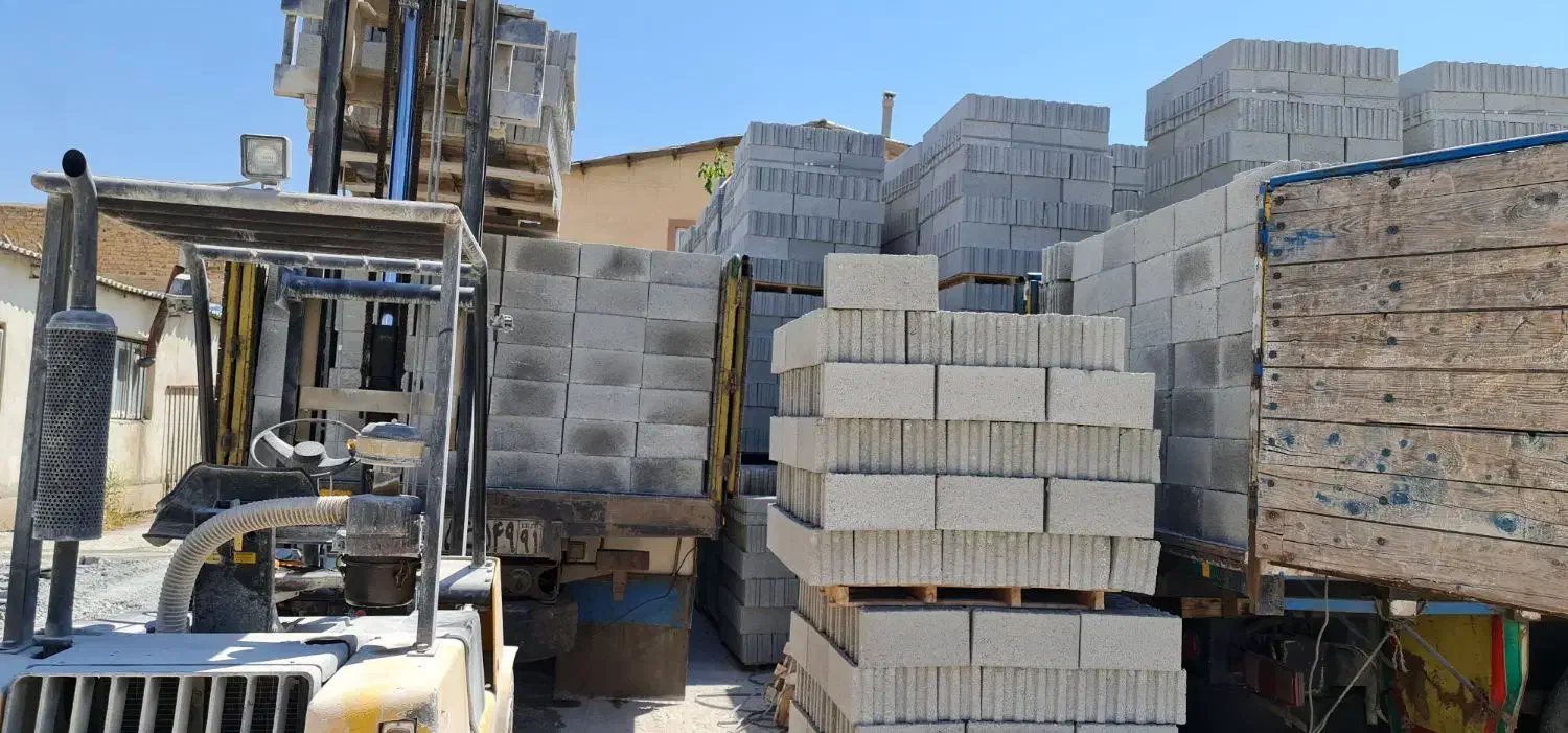 بلوک لیکا تبریز(فوق سبک)با دستگاه ثابت پرسی اتومات|مصالح و تجهیزات ساختمان|شهرکرد, |دیوار