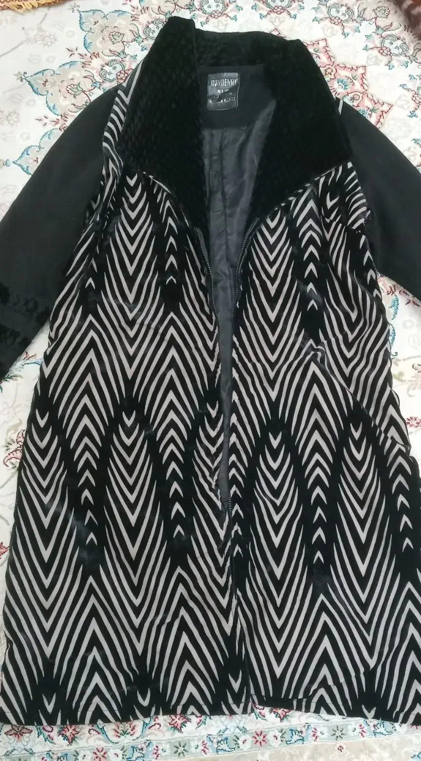 پالتو زنونه.  ۲۰۰ ت|لباس|مراغه, |دیوار