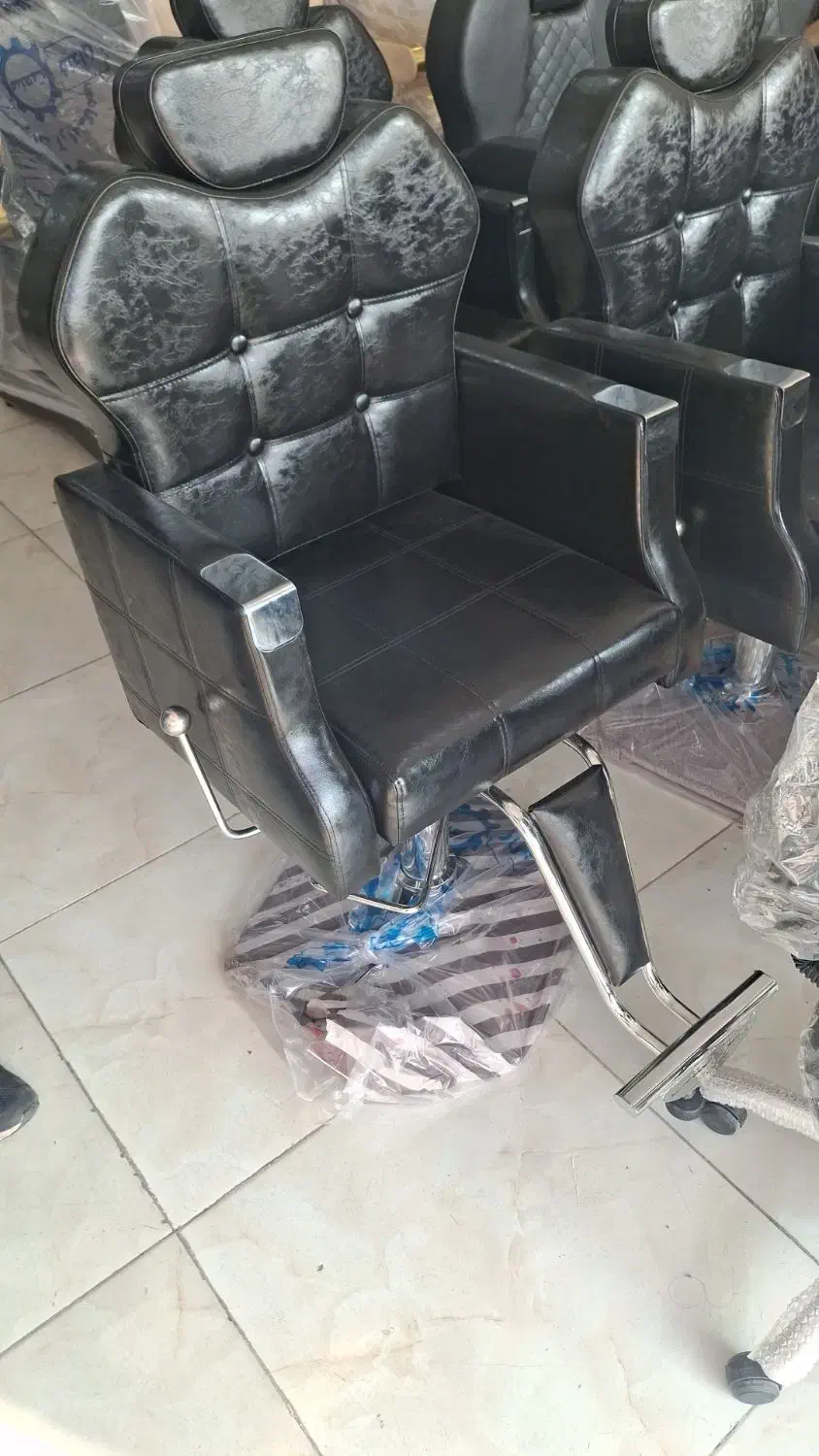 صندلی جک پدالی مردونه|آرایشگاه و سالن‌های زیبایی|رشت, امین الضرب|دیوار