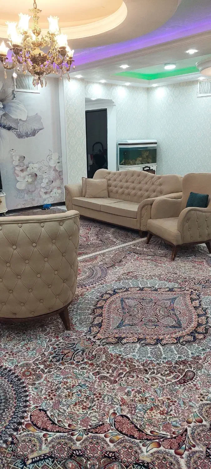 مبل هشت نفره|مبلمان خانگی و میز عسلی|ایلام, |دیوار