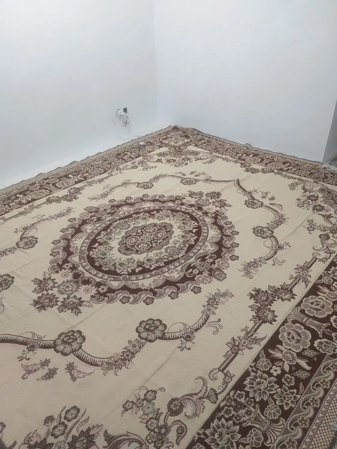 روفرشی۱۲متری همراه پرده و والان|روفرشی|اسلام‌شهر, مسکن مهر اسلاشهر (شهرک امام خمینی)|دیوار