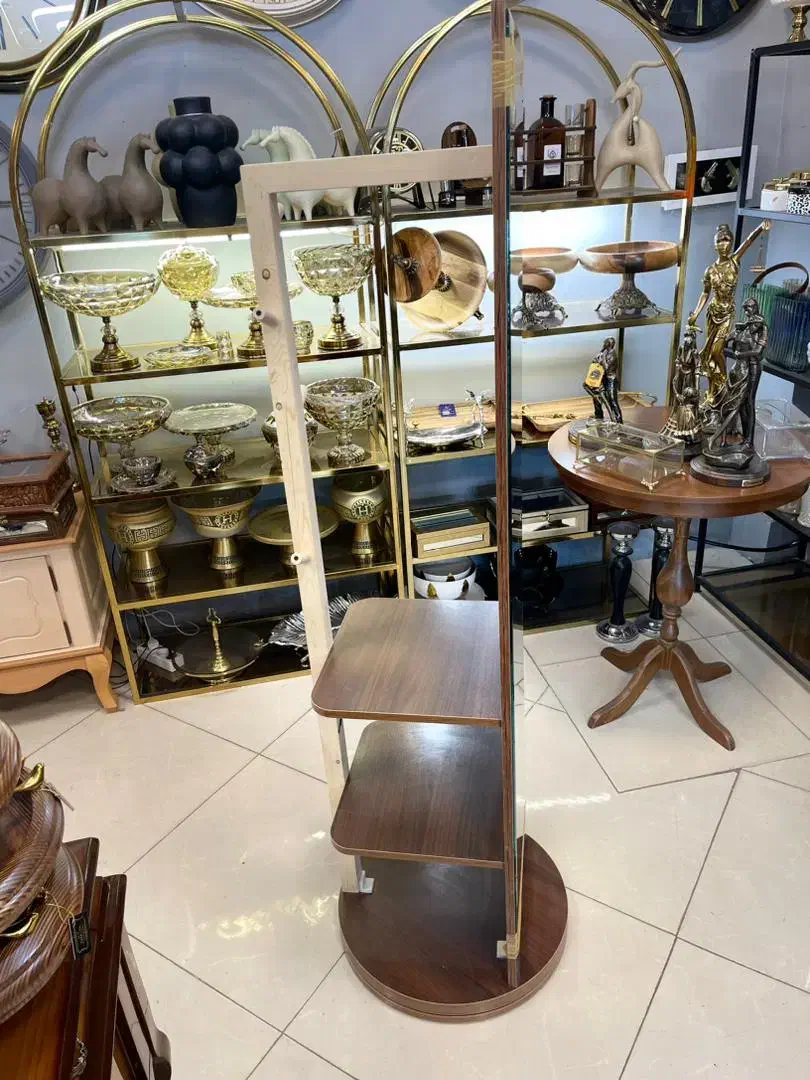 آینه قدی چرخشی|آینه|نیشابور, امین اسلامی|دیوار