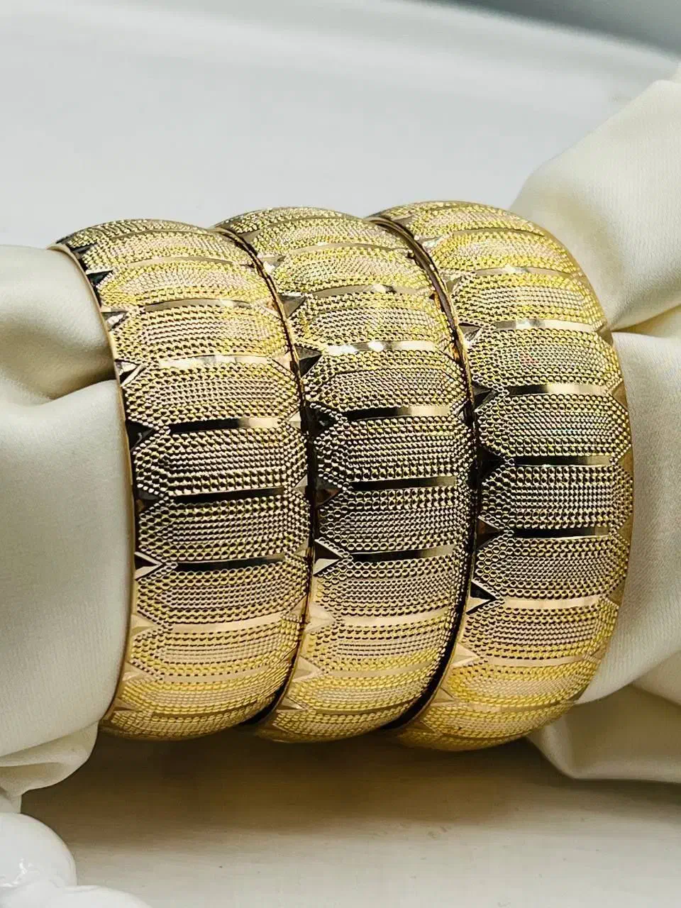 بورس تک پوش اینجاس|جواهرات|یزد, |دیوار