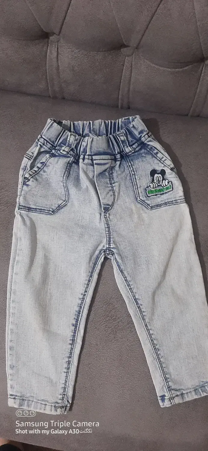 تعدادی کفش و لباس|کیف، کفش، کمربند|پاکدشت, پاکدشت (مامازند)|دیوار