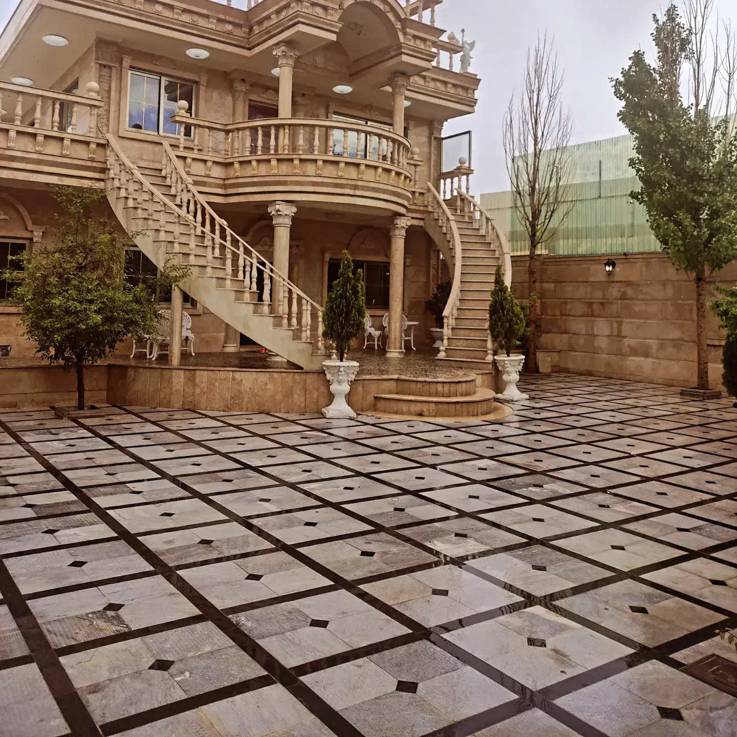 اجاره ویلا لوکس عمارت تبریز استخر دار ،باسمنح|اجارهٔ کوتاهمدت ویلا و باغ|باسمنج, |دیوار