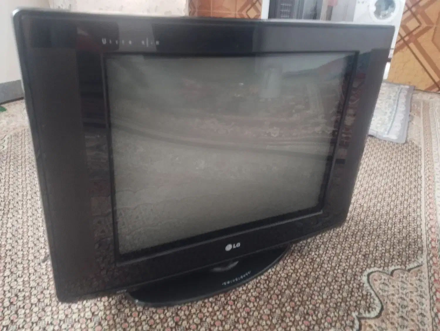 تلویزیون ال جی|تلویزیون و پروژکتور|شاهین دژ, |دیوار