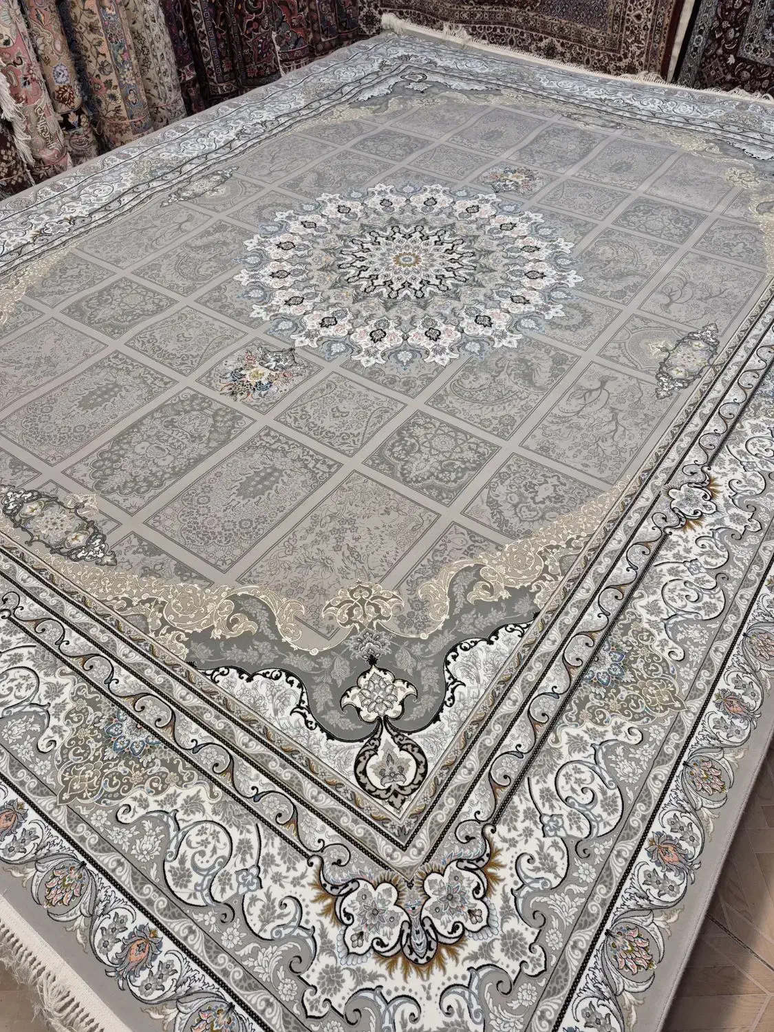 فرش ماشینی ۱ جفت ۱۲ متری گالری فرش ایران|فرش|مشهد, حجت|دیوار