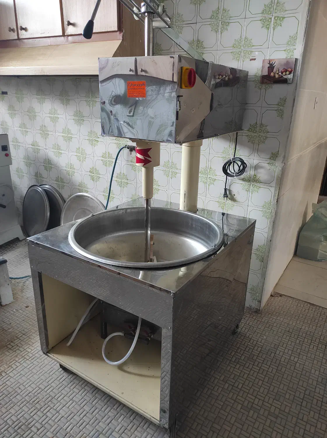 دستگاه های قنادی دسته دوم|سایر لوازم برقی|رفسنجان, |دیوار