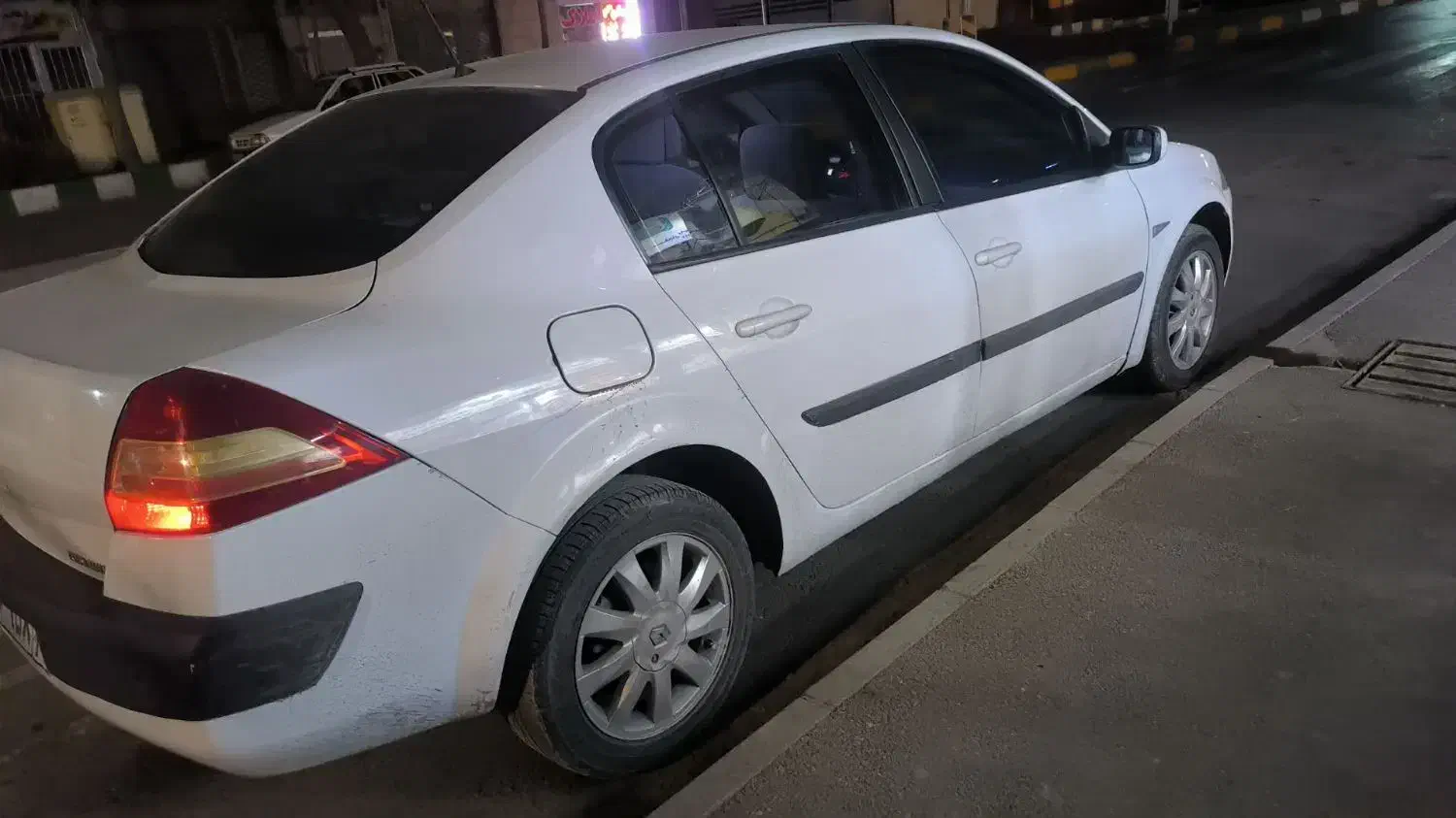 مگان مدل 88|خودرو سواری و وانت|مشهد, هنرور|دیوار