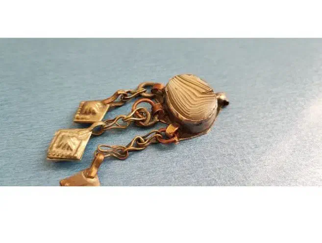 مهره برد کهنه و اصل|جواهرات|دهدشت, |دیوار