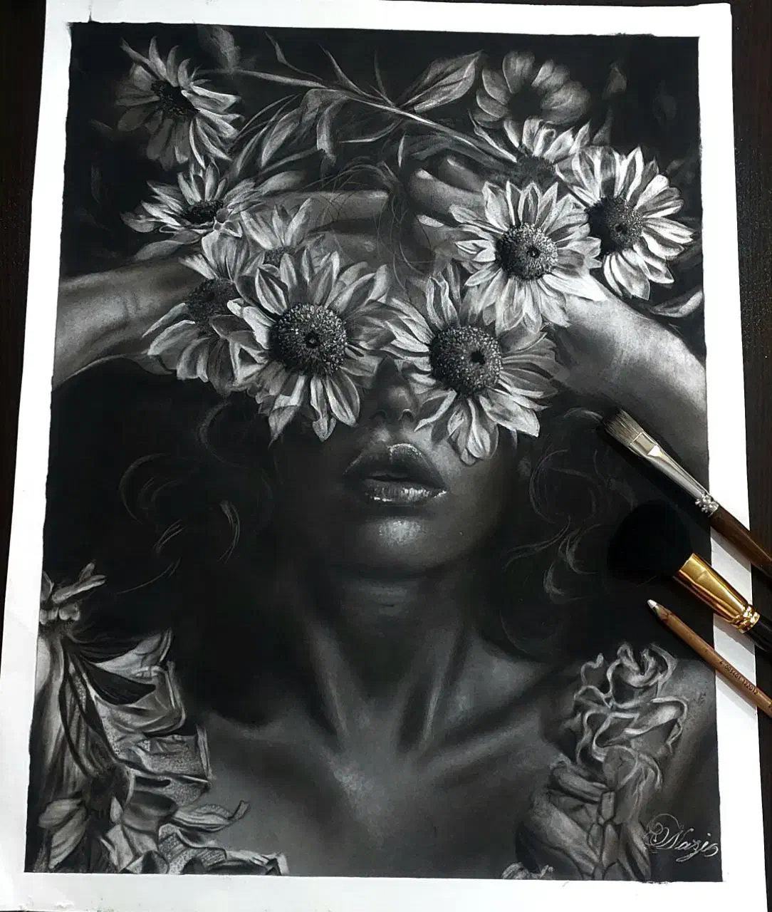 نقاشی چهره سیاه قلم و پرتره هدیه ایی|تابلو، نقاشی، عکس|قم, ارم|دیوار