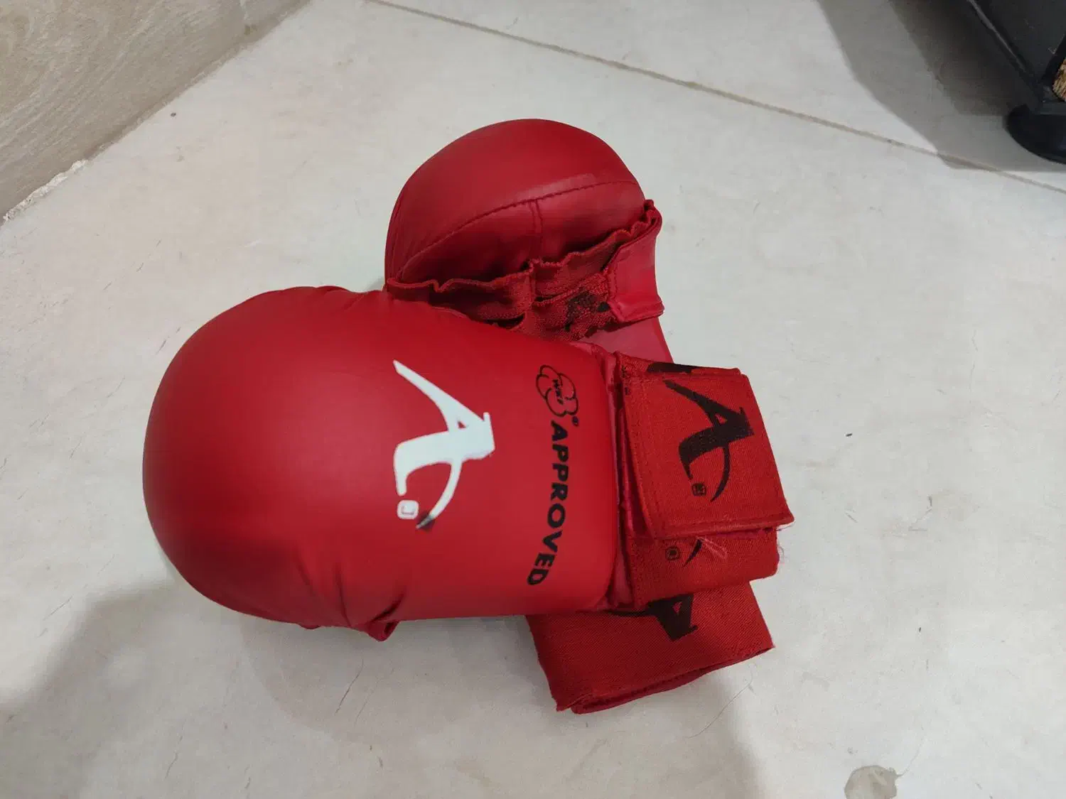 دستکش آراوازا اصل|تجهیزات ورزشی|فلارد, |دیوار