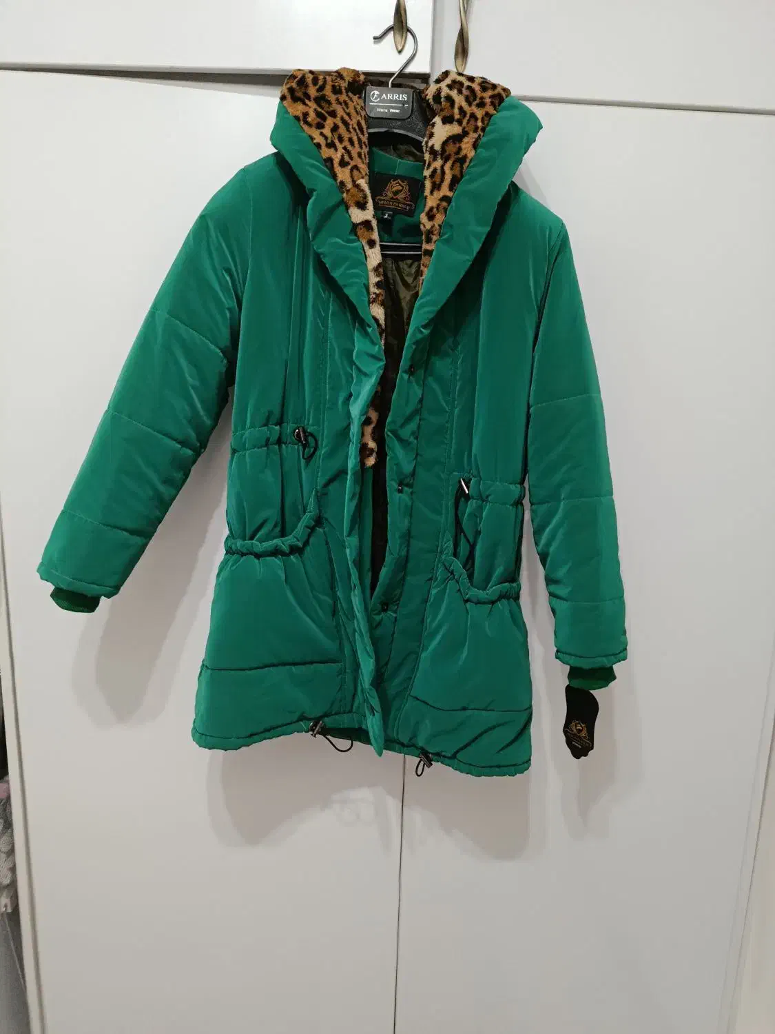 کاپشن نو|لباس|کیاشهر, |دیوار