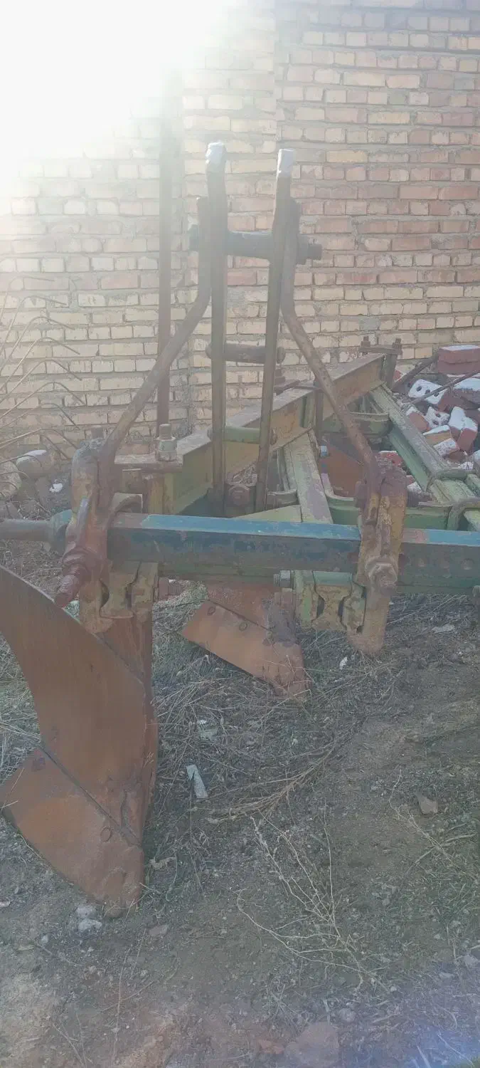 گاوآهن خیش|ابزارآلات|خسروشاه, |دیوار