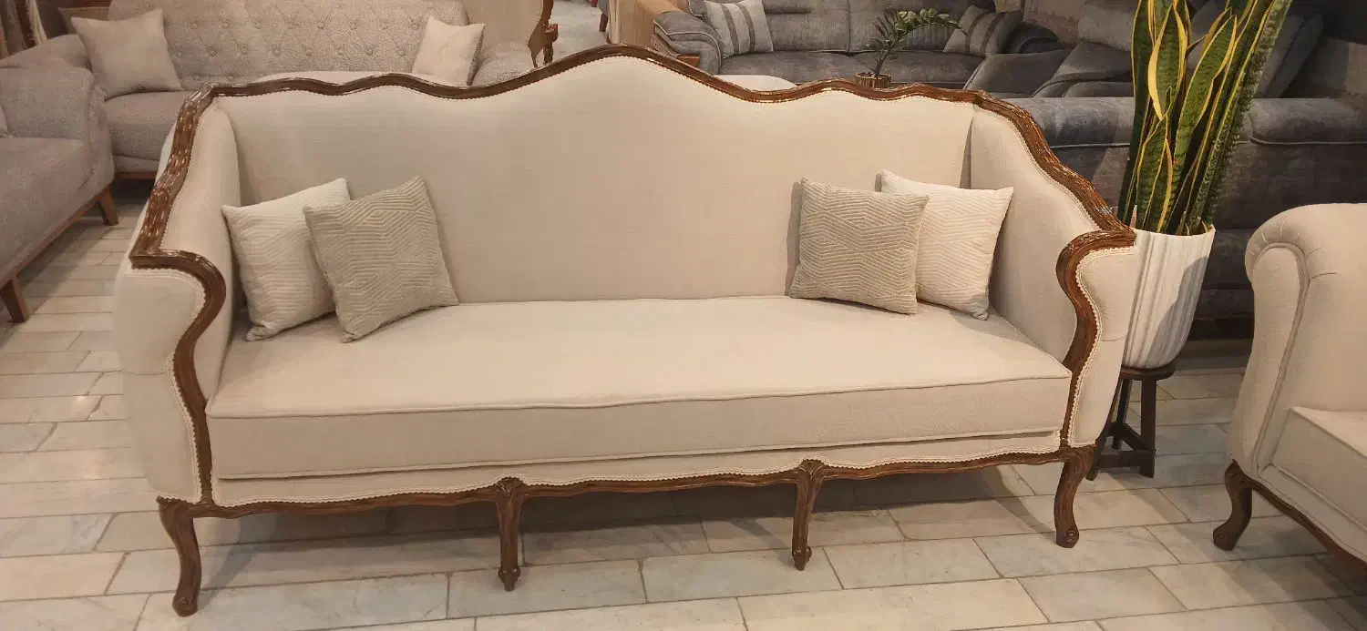 مبل ۱۰ نفر|مبلمان خانگی و میز عسلی|کلات (خراسان), |دیوار