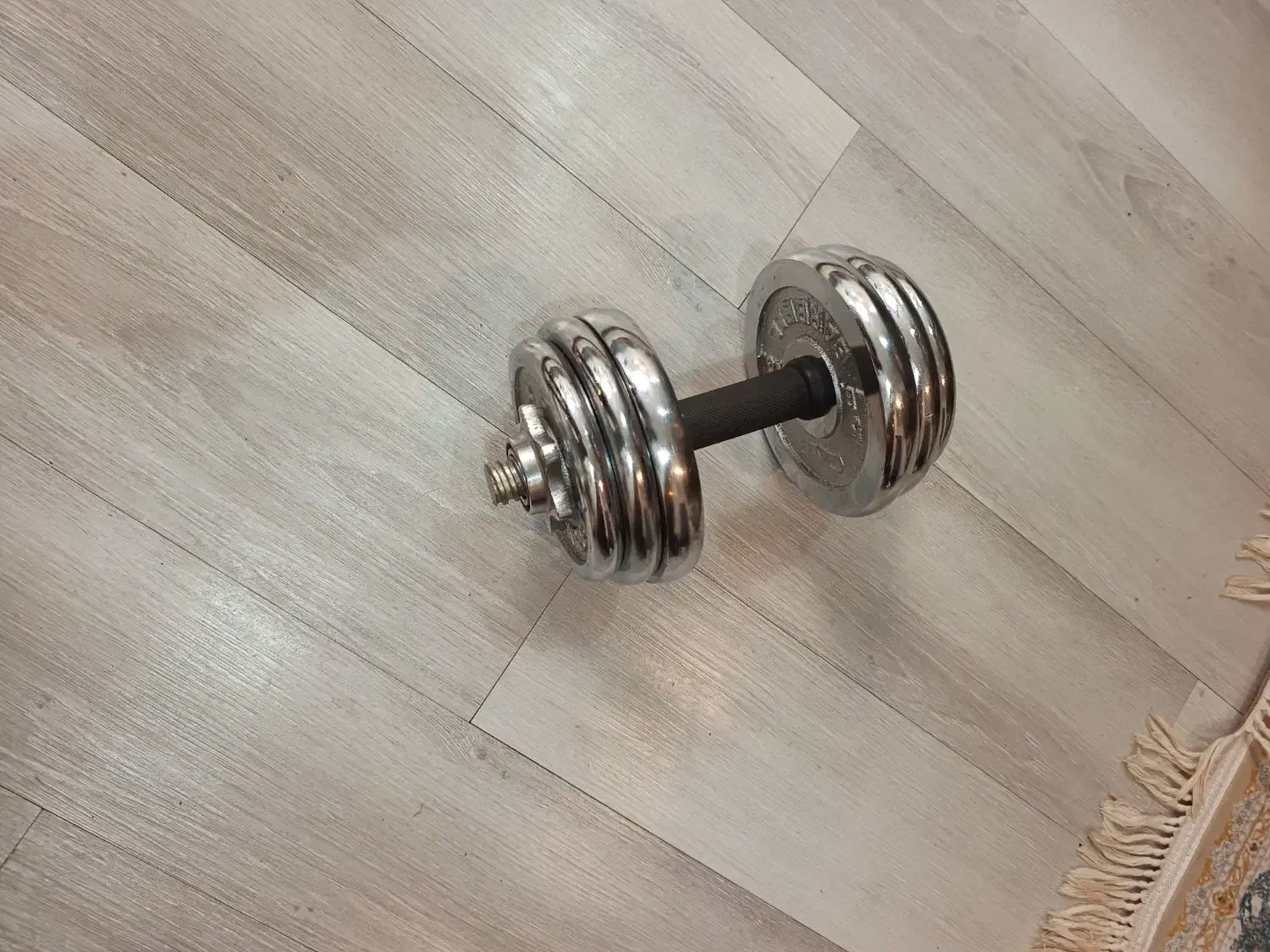 یک عدد دمبل استیل روکش کروم خارجی ۱۰ کیلویی|تجهیزات ورزشی|تهران, خلیج فارس|دیوار