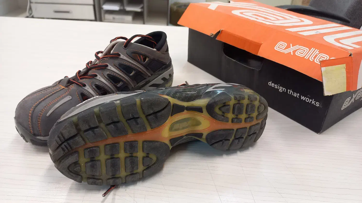کفش Exalter-Jalas|کیف، کفش، کمربند|بروجن, |دیوار