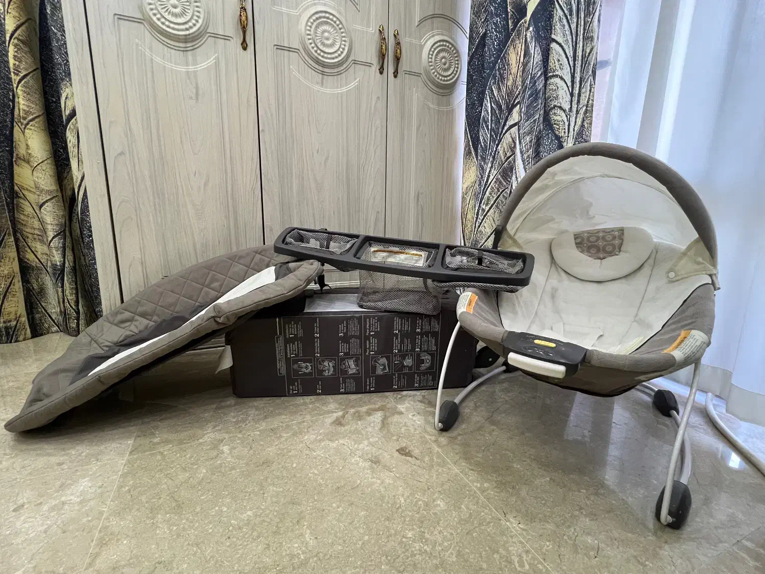 فروش ست کامل سرویس کالسکه،کریر،کریکات و صندلی غذا|کالسکه و لوازم جانبی|چهارباغ, |دیوار